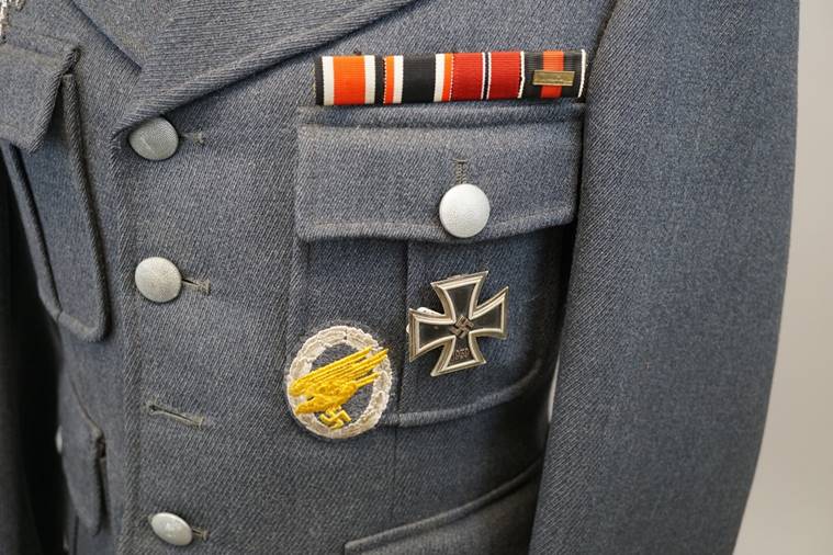 A close-up of a military uniform

Description automatically generated with low confidence