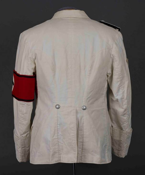 A white jacket with a red belt

Description automatically generated with low confidence