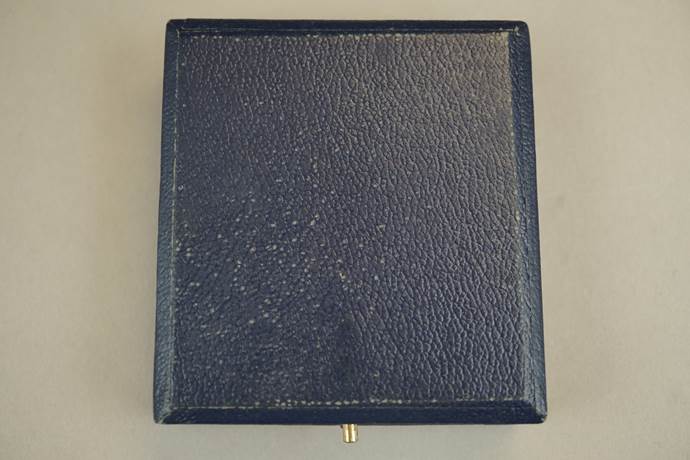 A close-up of a leather case

Description automatically generated