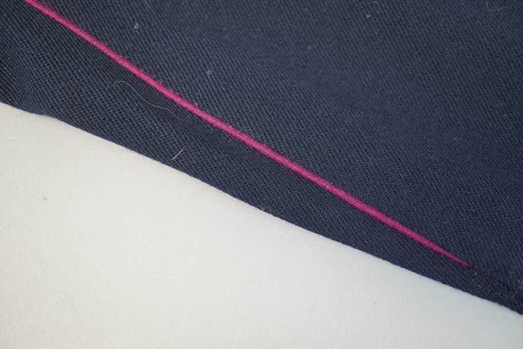A close-up of a fabric

Description automatically generated