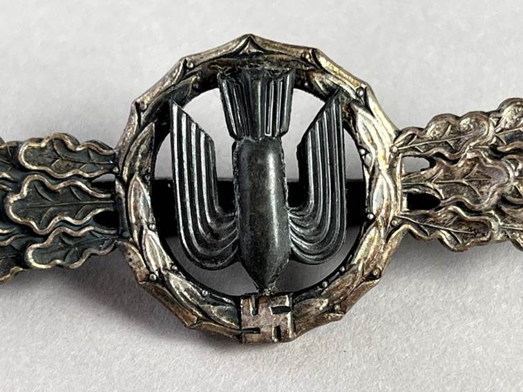 A close-up of a metal badge

AI-generated content may be incorrect.