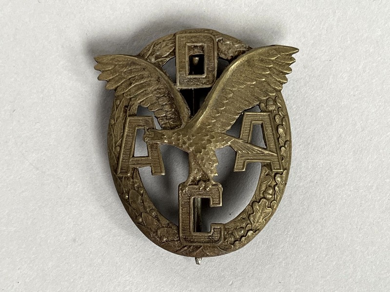 A close-up of a badge

AI-generated content may be incorrect.