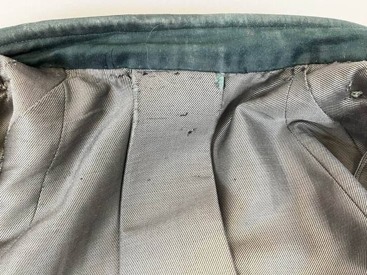 A close up of a fabric

AI-generated content may be incorrect.