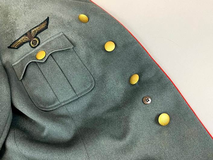 A close up of a uniform

AI-generated content may be incorrect.