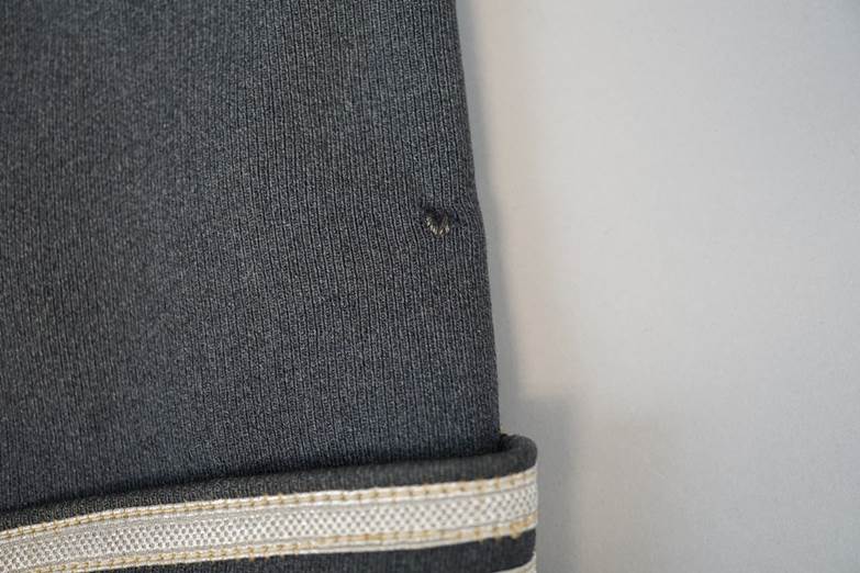 A close-up of a piece of fabric

AI-generated content may be incorrect.