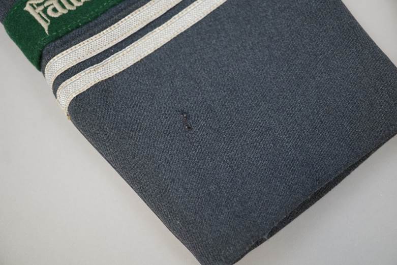 Close-up of a piece of fabric

AI-generated content may be incorrect.
