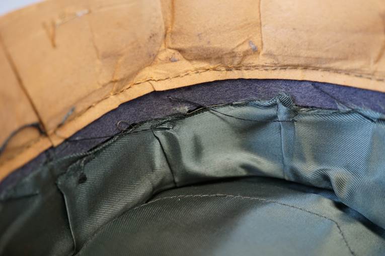 A close-up of a cushion

AI-generated content may be incorrect.