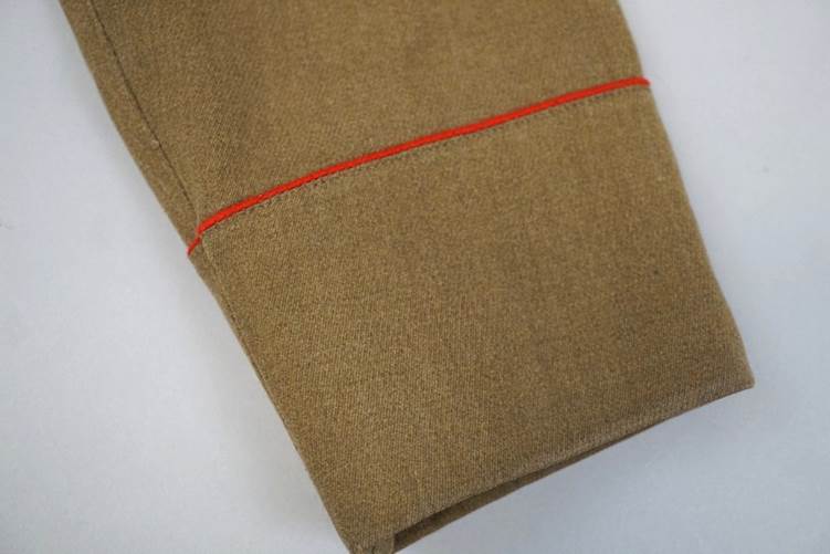 A close-up of a brown cloth

AI-generated content may be incorrect.