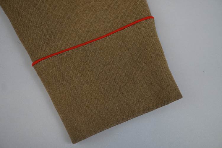 A close-up of a brown fabric

AI-generated content may be incorrect.