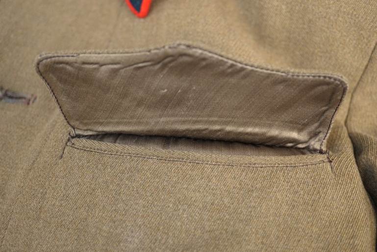 A close-up of a pocket

AI-generated content may be incorrect.