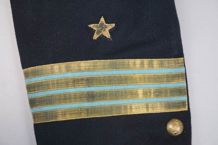 A close-up of a uniform

AI-generated content may be incorrect.