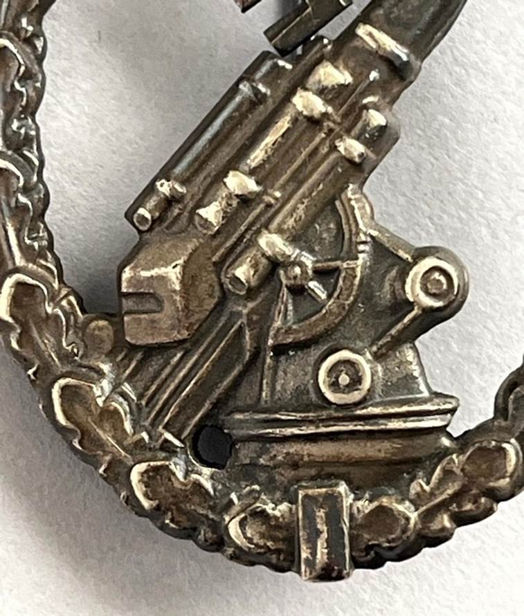 A close up of a metal object

AI-generated content may be incorrect.