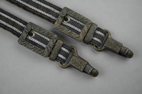 A close-up of a strap

Description automatically generated