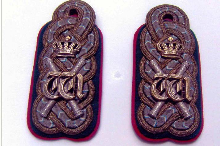 Boards pair