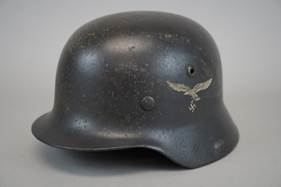A close-up of a helmet

Description automatically generated with low confidence