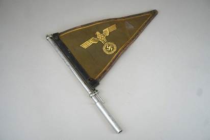 A picture containing silver

Description automatically generated