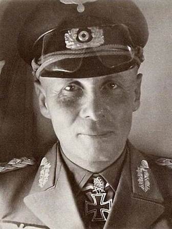 A person in a military uniform

AI-generated content may be incorrect.