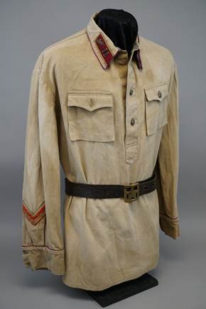 A close-up of a uniform

AI-generated content may be incorrect.