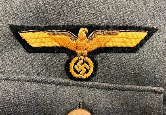 A close up of a uniform

AI-generated content may be incorrect.